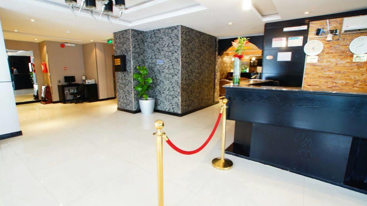 Al Muhaidb Al Diwan - Al Olaya Riyad Extérieur photo