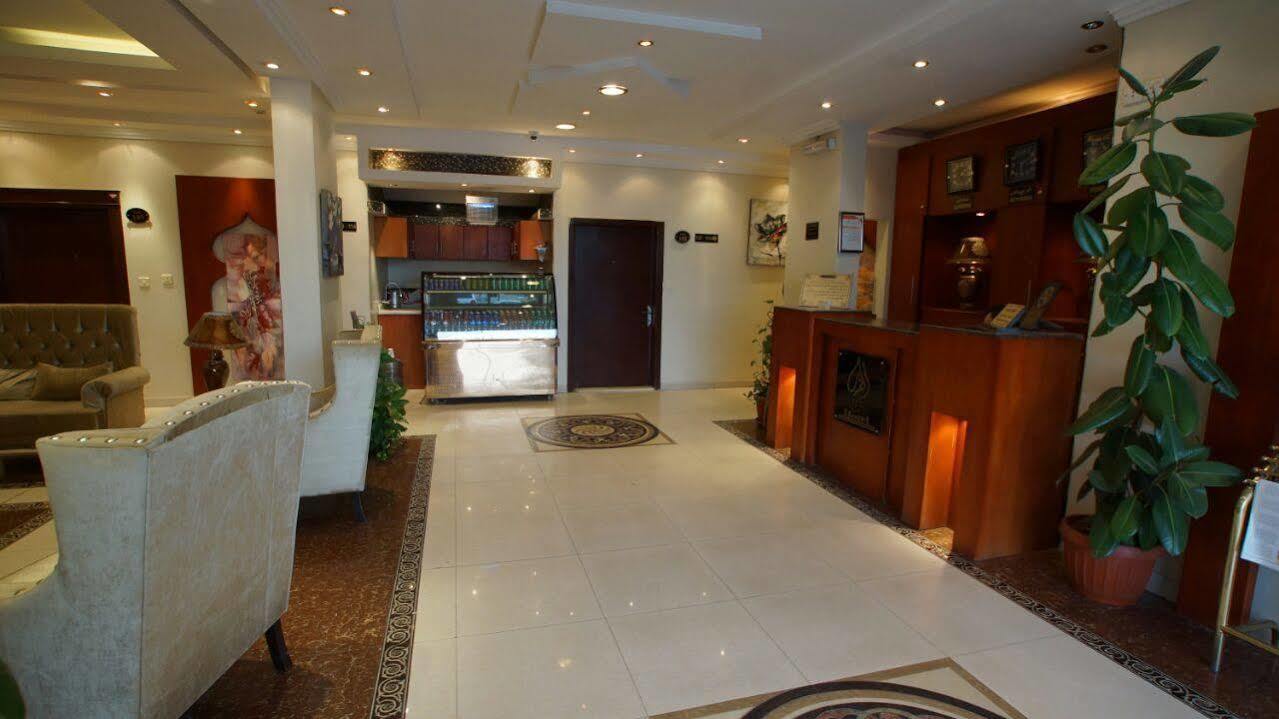 Al Muhaidb Al Diwan - Al Olaya Riyad Extérieur photo